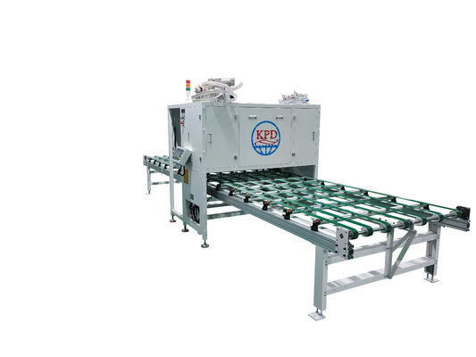 Automatische lijmbespuitingslijn voor kleefstof aluminium honingraatpaneel schuimpaneel