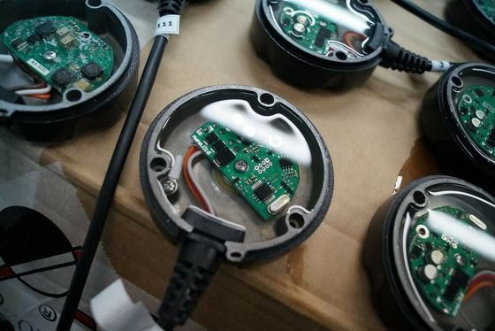 Automatische lijmverspreidingsmachine voor epoxyhars en PU siliconen AB lijm